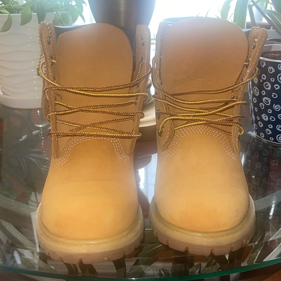 Timberland Boots - Picture 2 of 3